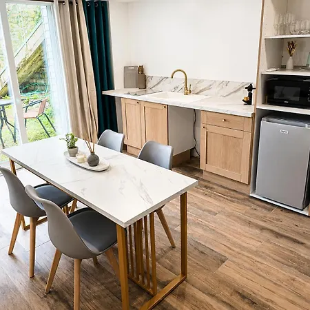 Appartamento Nid Cosy Au Coeur De Avec Terrasse Et Acces Sauna Et Jacuzzi *