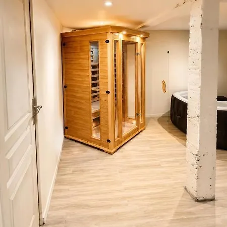 Appartamento Nid Cosy Au Coeur De Avec Terrasse Et Acces Sauna Et Jacuzzi *